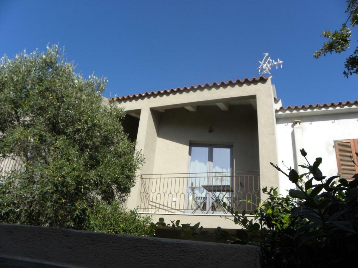 Petra Sarda Appartement San Pantaleo Buitenkant foto